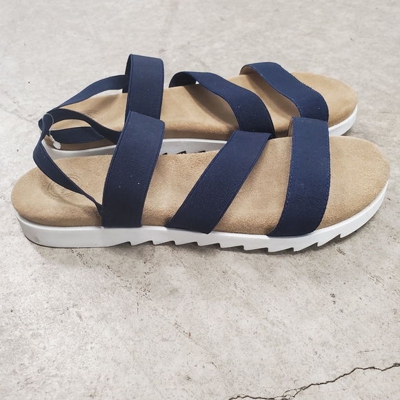 Charleston Shoe Co. Biscayne Sandal Size 1… - Picture 1 of 4